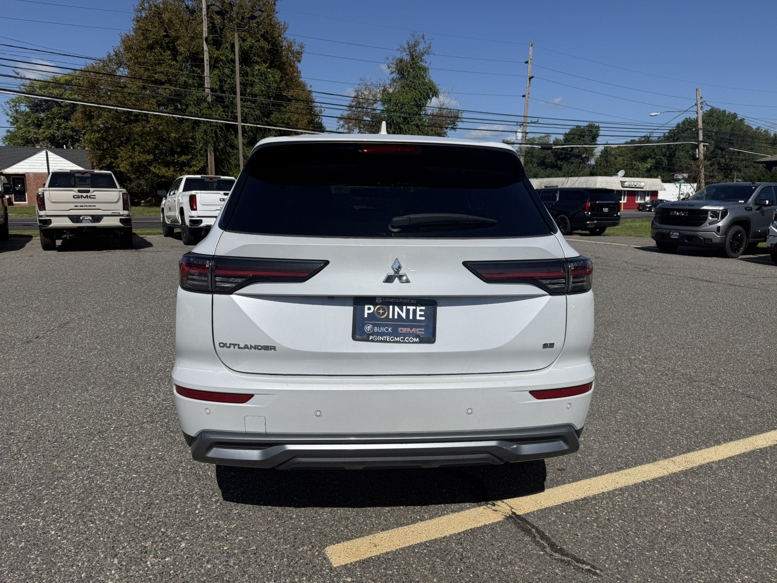 2025 Mitsubishi Outlander SE