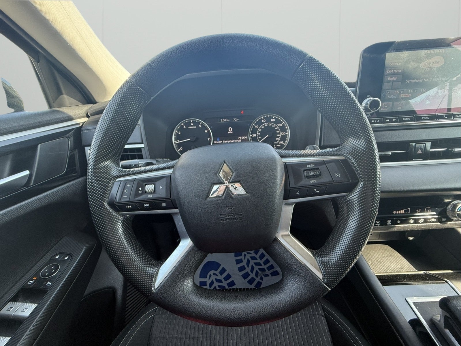 2022 Mitsubishi Outlander ES