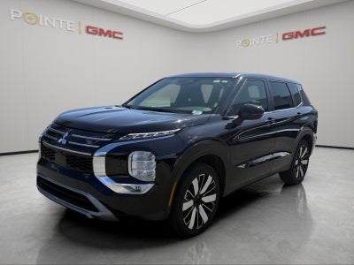 2025 Mitsubishi Outlander SE