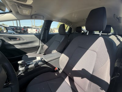 2025 Toyota Prius LE