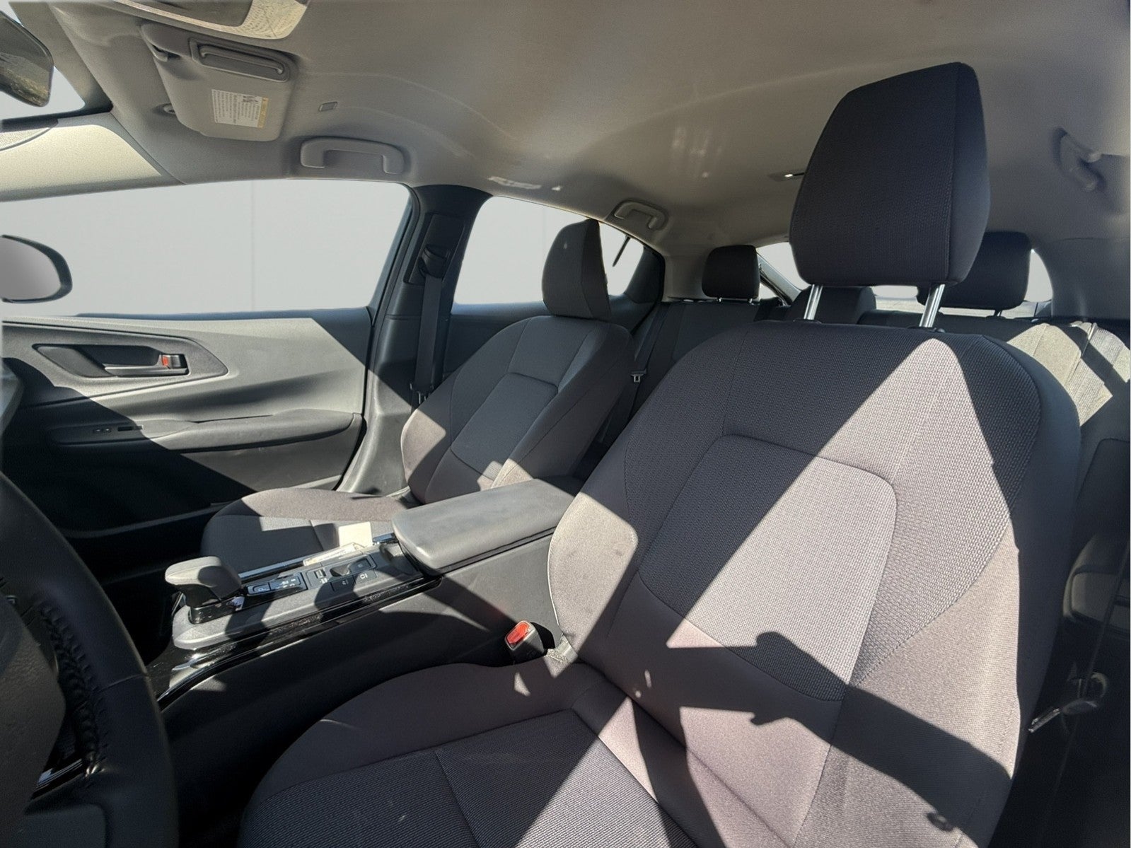 2025 Toyota Prius LE