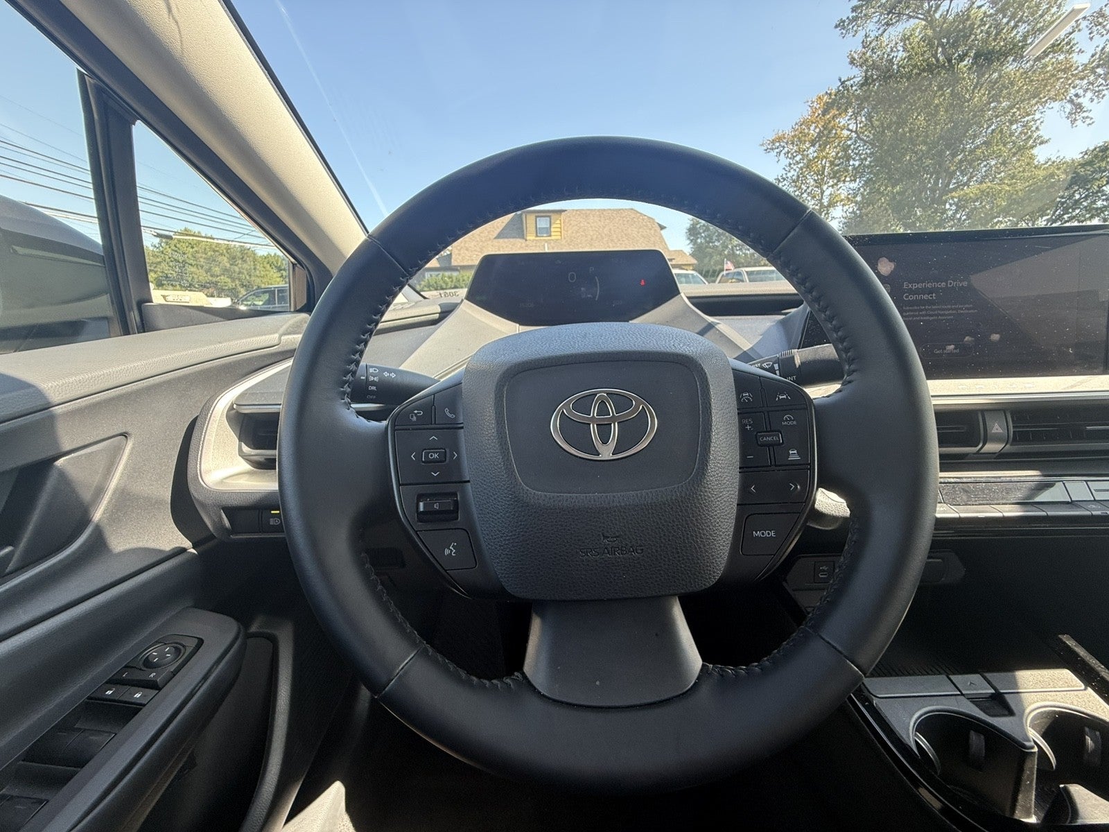 2025 Toyota Prius LE
