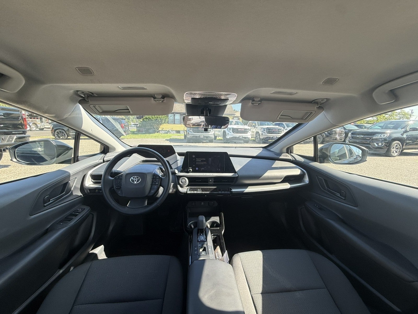 2025 Toyota Prius LE