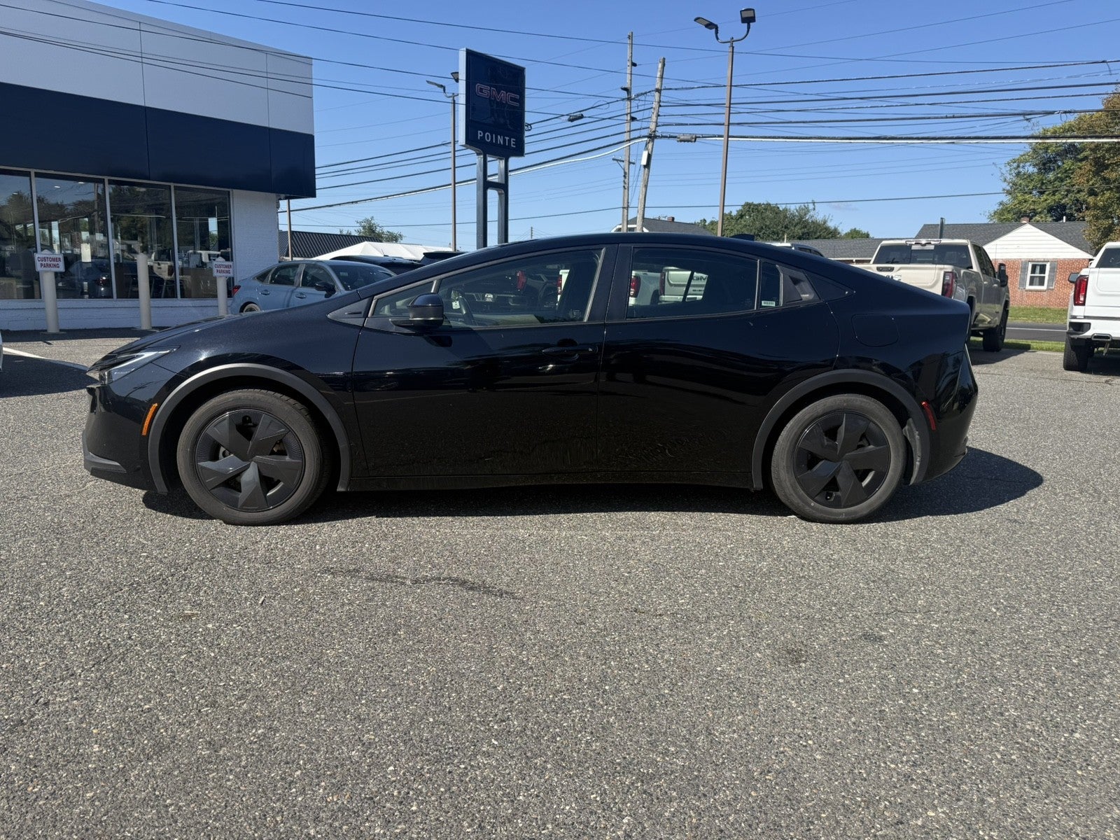 2025 Toyota Prius LE