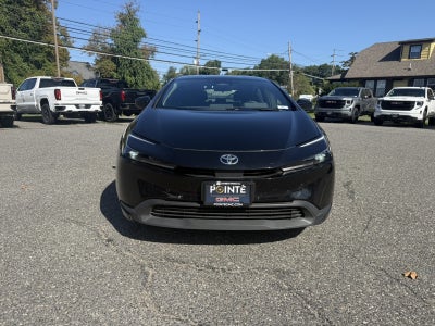 2025 Toyota Prius LE