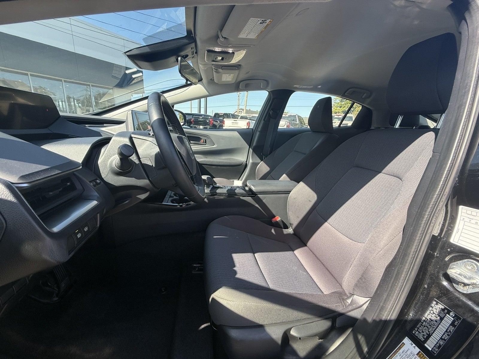 2025 Toyota Prius LE