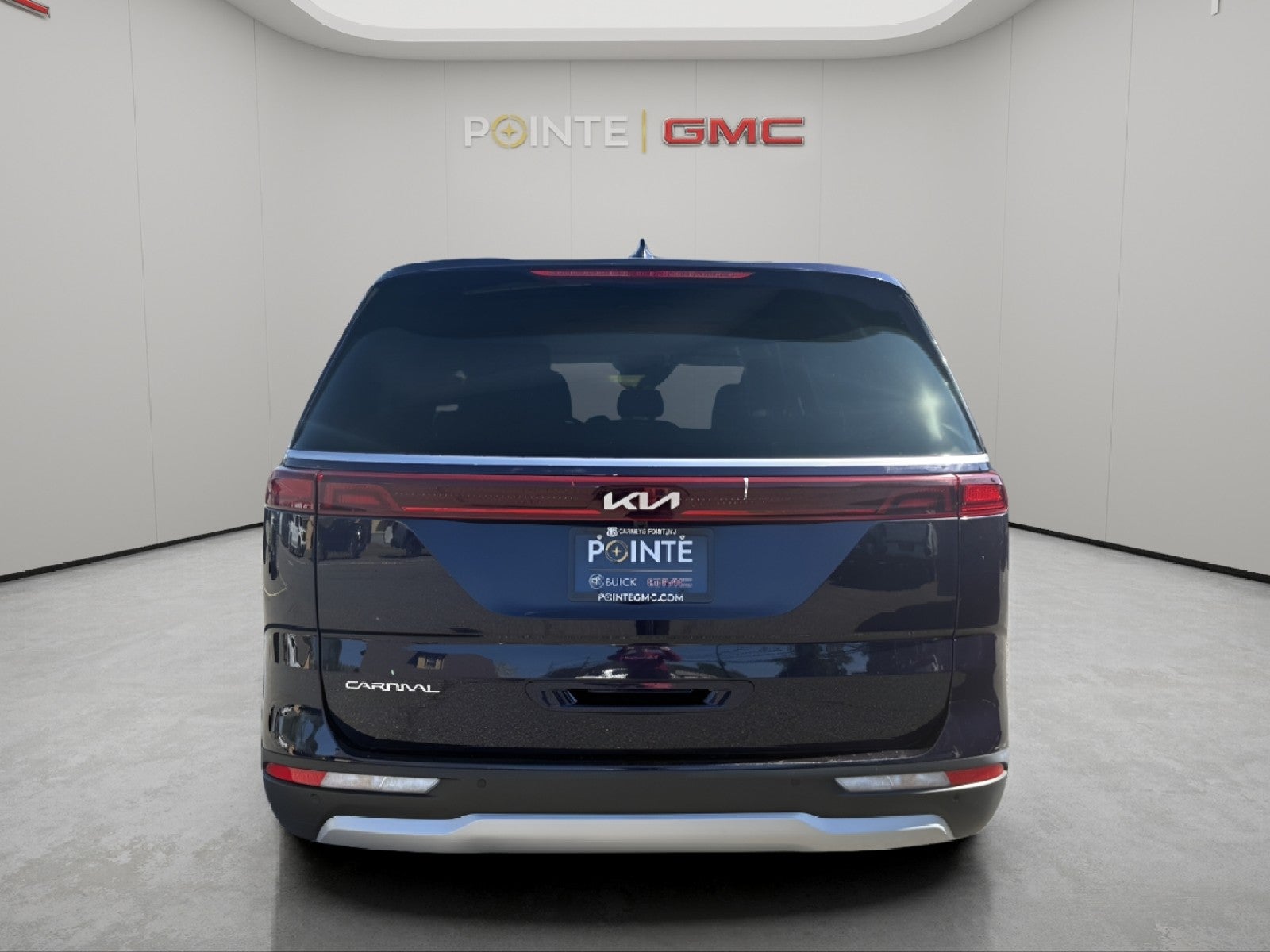 2024 Kia Carnival LX