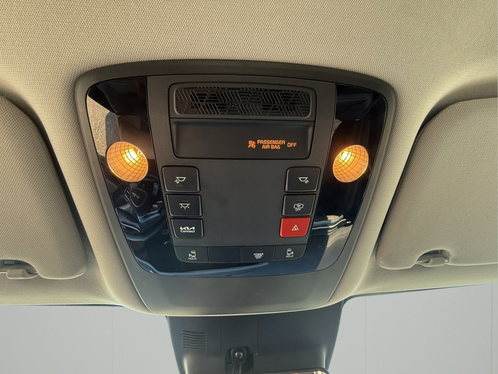 2025 Kia Carnival LXS