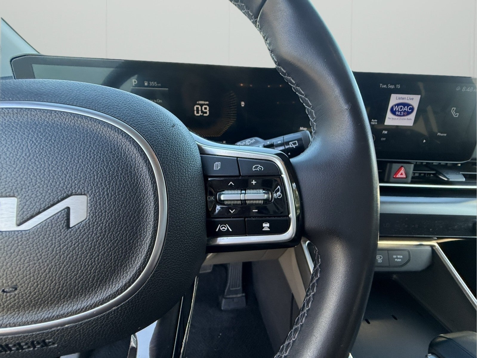 2025 Kia Carnival LXS