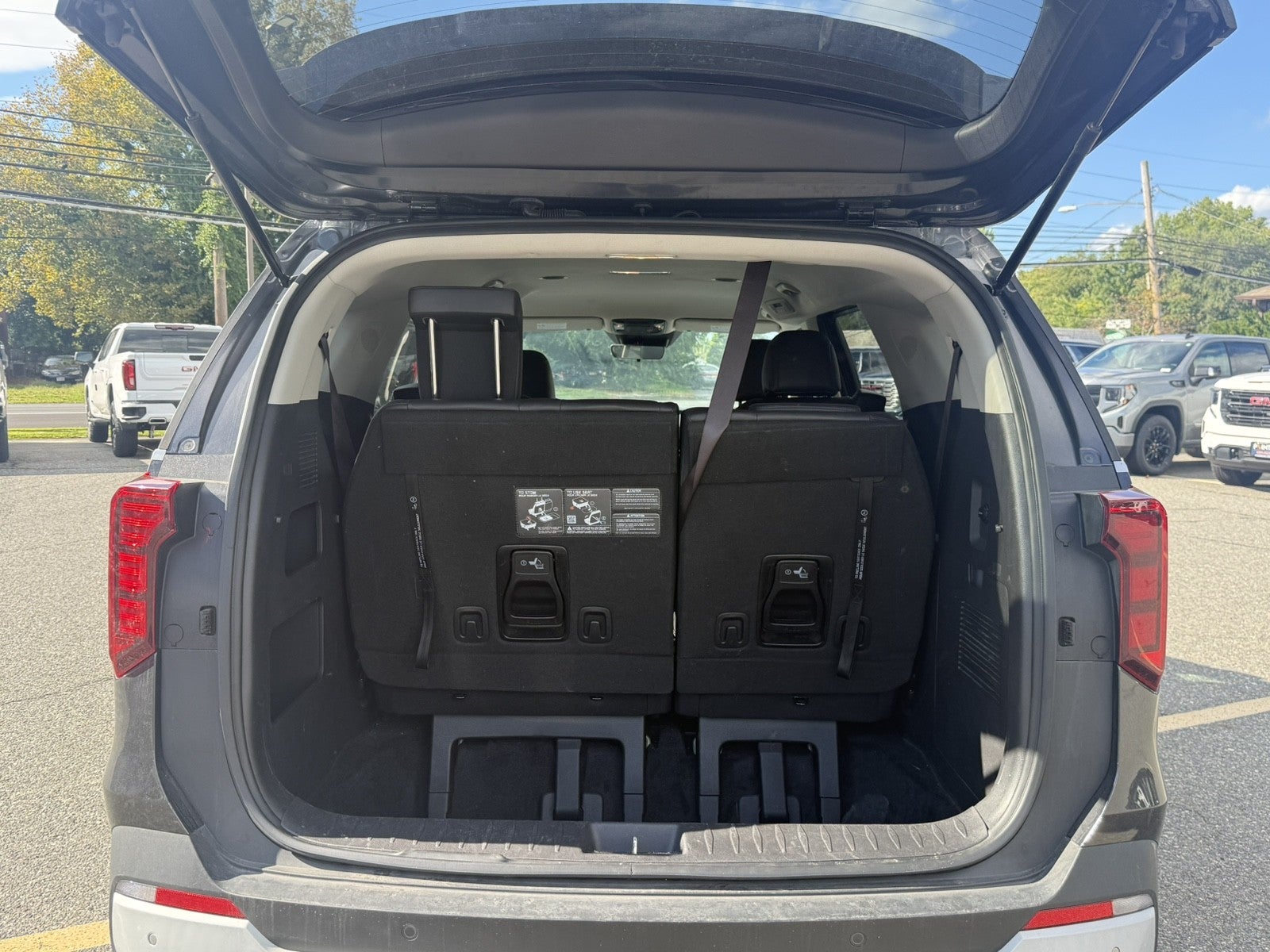 2025 Kia Carnival LXS
