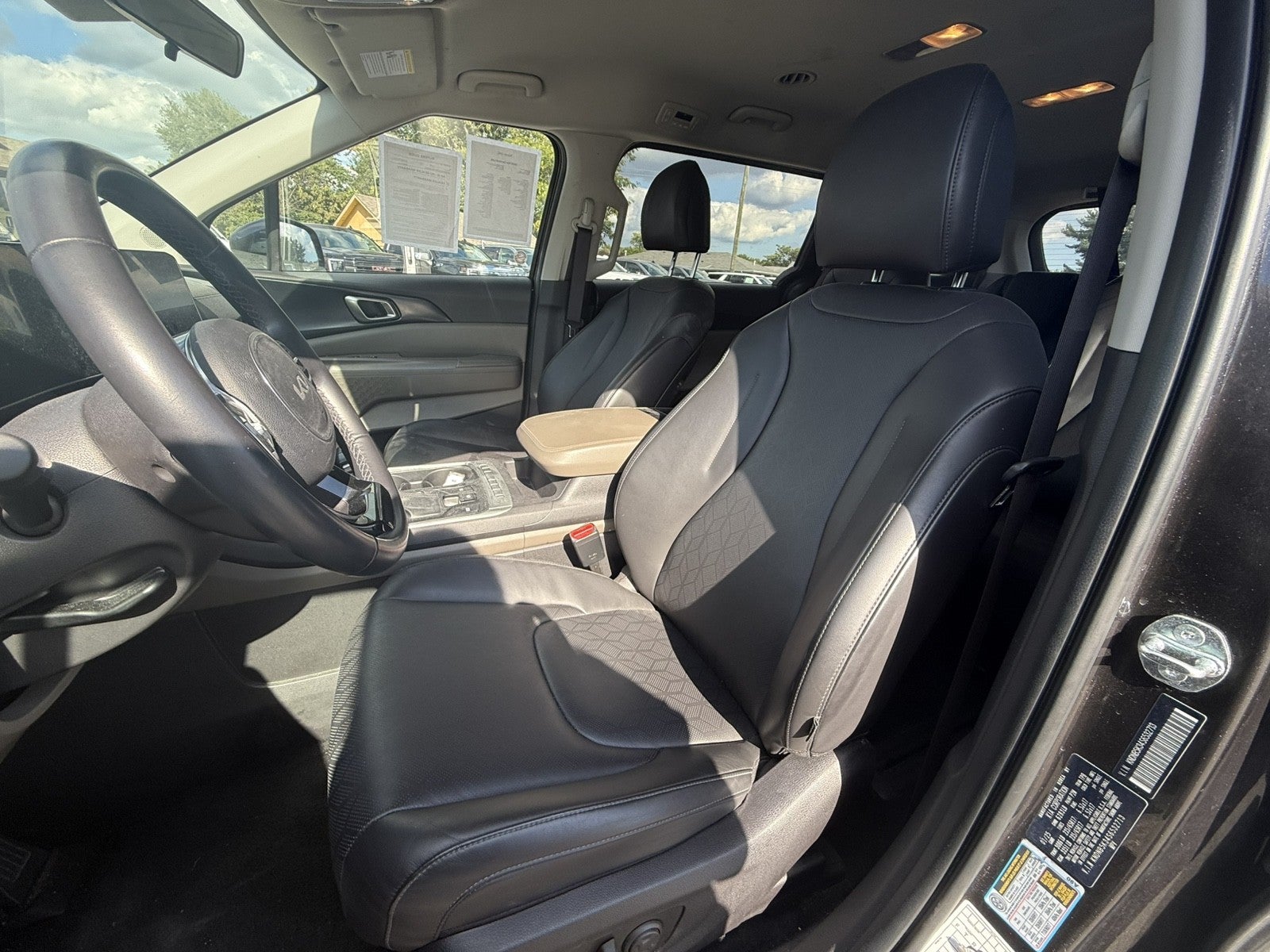 2025 Kia Carnival LXS