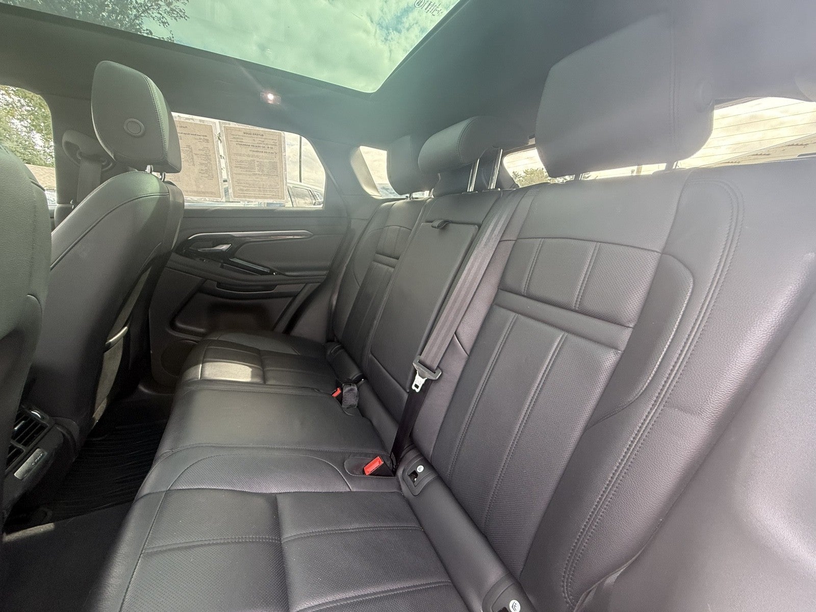 2023 Land Rover Range Rover Evoque R-Dynamic SE