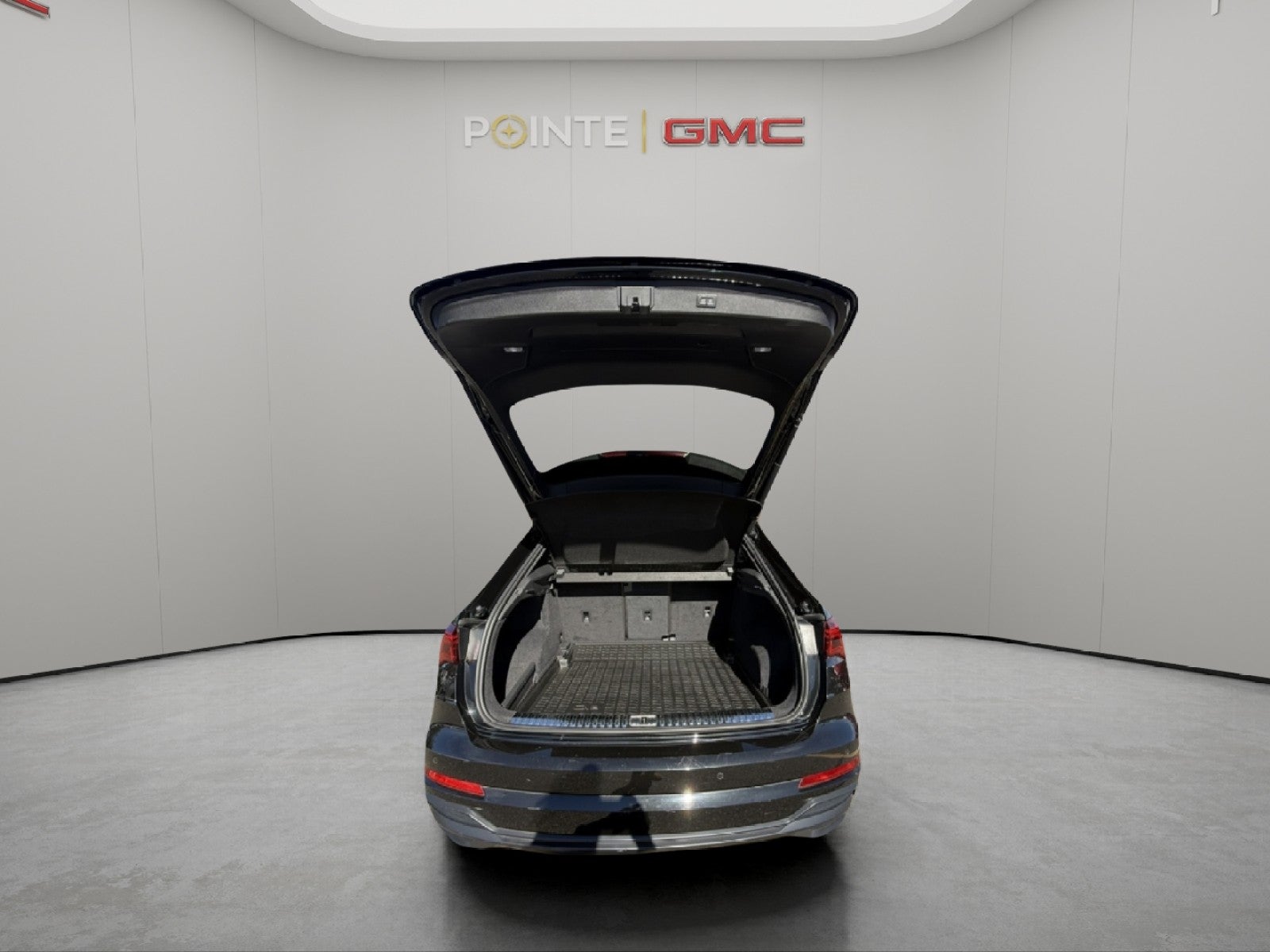 2021 Audi Q3 S line Premium Plus