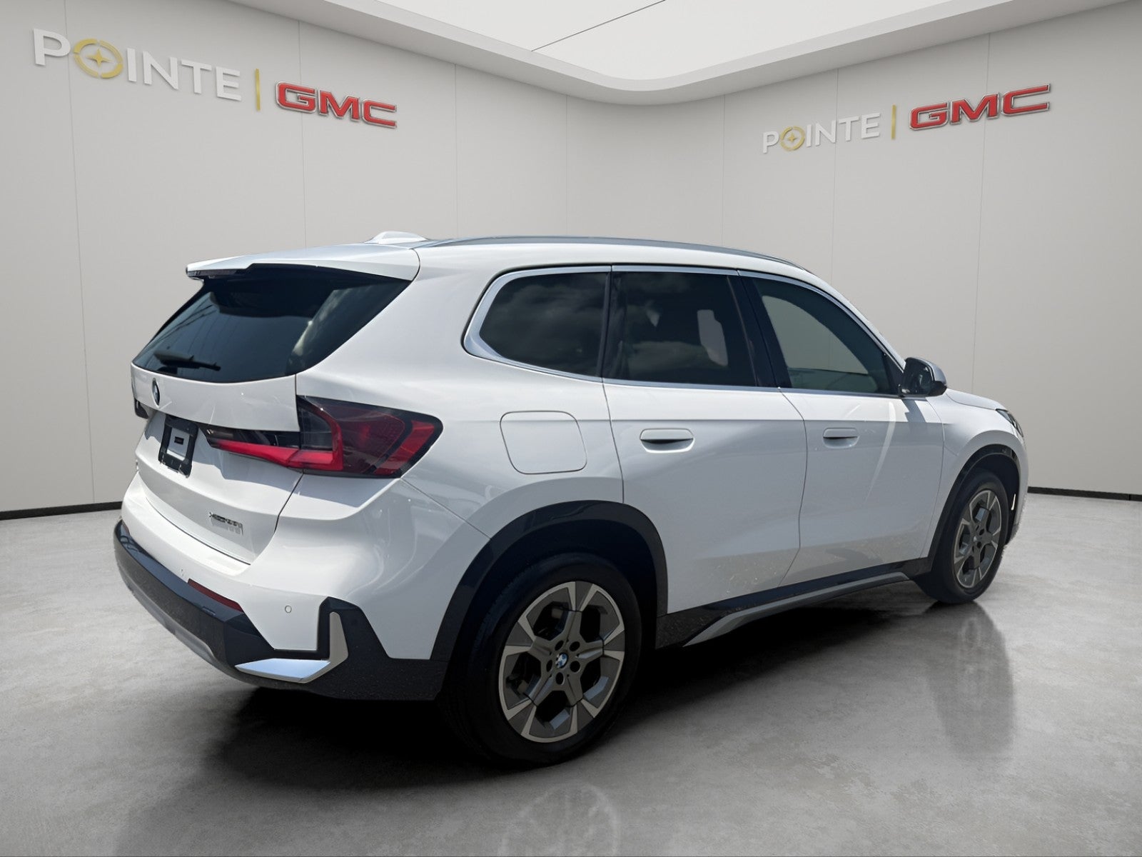 2023 BMW X1 xDrive28i